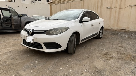 Riyadh, Vehicles, Cars & Trucks , SAR 16000,  Renault Fluence,  2015,  Automatic,  272500 KM,