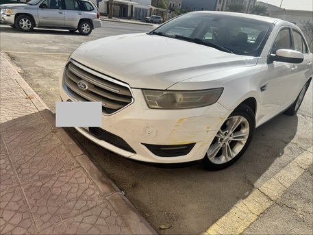 Riyadh, Vehicles, Cars & Trucks , SAR 22000,  Ford Taurus,  2013,  Automatic,  530000 KM,  6 Cylinder 4WD