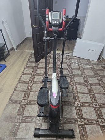 Riyadh, Sporting Goods, SAR 600,  Health Care Cross Trainer &ndash; Excellent Condition