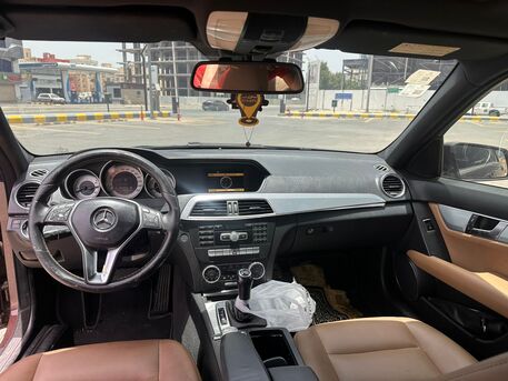 Riyadh, Vehicles, Cars & Trucks , SAR 25000,  مرسيدس C180 موديل 2012,  180,  &ndash;تحديد&ndash;,  266 KM,