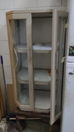 Sulai, Household Items, SAR 1,  Wardrobes Kitchen Cabinets Dumbbells Exercise Bench For Sale