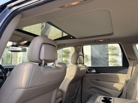 Riyadh, Vehicles, Cars & Trucks , SAR 52000,  Jeep Grand Cherokee,  2015,  Automatic,  168000 KM,    HEMI
