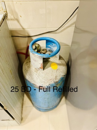 Manama, Household Items, BHD 1,  Fridge,Washing Machine,Dining Table,Gas Cylinder,Cooking Range,Bed With Mattress-