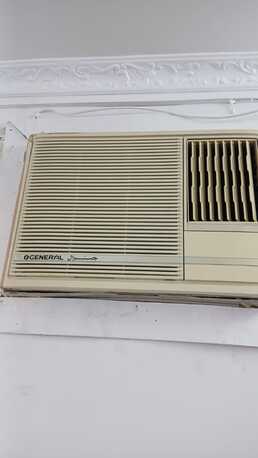 Juffair, Air Conditioners, BHD 65,  For Sale Window AC 2.5 Ton