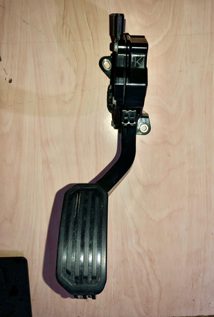 Riyadh, Auto Parts, SAR 100,  Accelerator Pedal For Yaris And Corolla