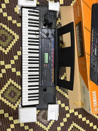 Segaya, Musical Instruments, BHD 45,  For Sale - Yamaha PSR E263 Keyboard With Power Adapter