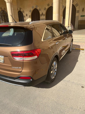 Riyadh, Vehicles, Cars & Trucks , SAR 32000,  Kia Sorento,  2016,  Automatic,  134000 KM,  Kia - Sorento - 6cel - Petrol - Full Option - Only 134,000 Km