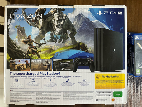 Jubail, Video Games, SAR 1050,  PS4 1TB With Six Games And Two Controllers