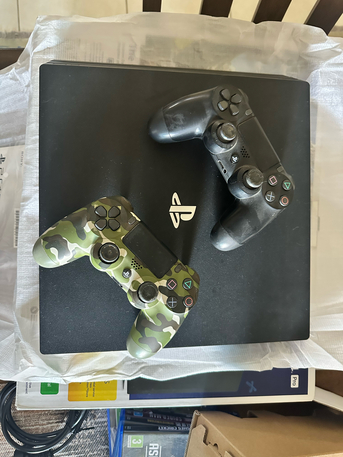 Jubail, Video Games, SAR 1050,  PS4 1TB With Six Games And Two Controllers