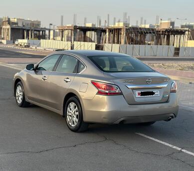 Riffa, Vehicles, Cars & Trucks , BHD 2100,  NISSAN ALTIMA,  2015,  Automatic,  171000 KM,  NEAT AND CLEAN CAR