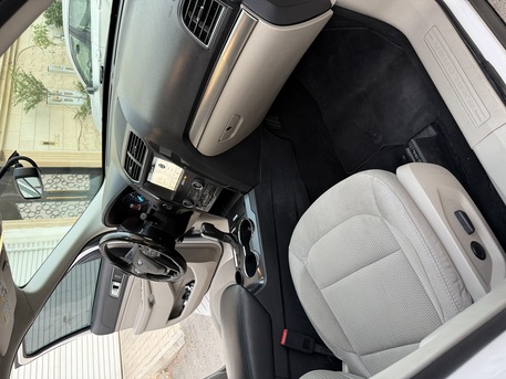 Dhahrat Laban, Vehicles, Cars & Trucks , SAR 65000,  Ford Explorer,  2019,  Automatic,  205000 KM,    XLT Model In Brand New Condition