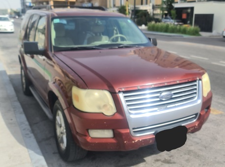 Riyadh, Vehicles, Cars & Trucks , SAR 15000,  Ford Explorer,  2009,  Automatic,  294300 KM,   In Good Condition 4&times;4 For Sale 13000 SAR