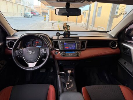 Jeddah, Vehicles, Cars & Trucks , SAR 37000,  Toyota RAV4,  2013,  Automatic,  290000 KM,    Full Option