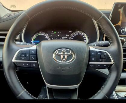 Riyadh, Vehicles, Cars & Trucks , SAR 130000,  TOYOTA HIGHLANDER HYBRID,  2024,  Automatic,  20000 KM,  FULL OPTIONS REGISTERED 2025 -5