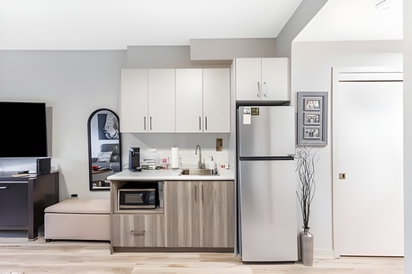Toronto, General, Inspired Senior Living At Sudbury Retirement Manor