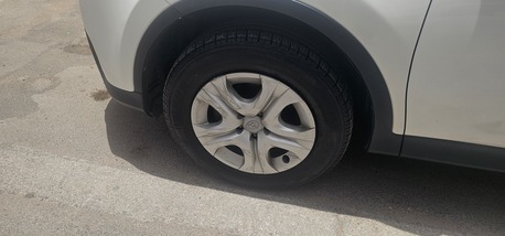 Riyadh, Vehicles, Cars & Trucks , SAR 50500,  Toyota Rav4 In Excellent Condition,  2014,  Automatic,  184 KM,   Used By A Professor