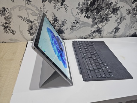 Manama, Computers, BHD 175,  🔴🔴🔴Microsoft Surface Pro 7 I7 16GB 512GB🔴🔴🔴
