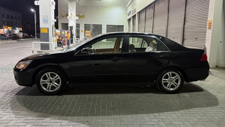 Jeddah, Vehicles, Cars & Trucks , SAR 22000,  Honda Accord,  2006,  Automatic,  268 KM,