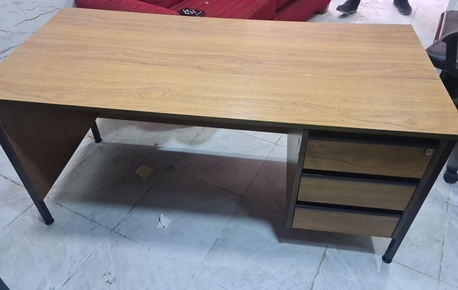 Gudaibiya, Furniture, BHD 25,  Table (Office/Home/Study) For Sale