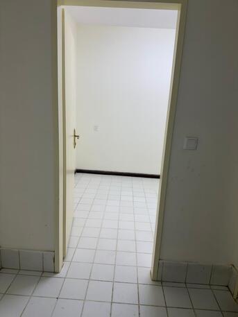 Jeddah, Rooms for Rent, SAR 800/month,  SINGLE ROOM AVAILABLE WITH BATHROOM