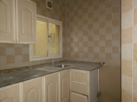 Manama, Apartments, Flats, Houses & Villas, BHD 190/month,  1 BR,  120 Sq. Meter,  Semi Furnished 2bhk Without Ewa