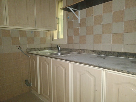 Manama, Apartments, Flats, Houses & Villas, BHD 200/month,  1 BR,  120 Sq. Meter,  Semi Furnished 1bhk With Ewa