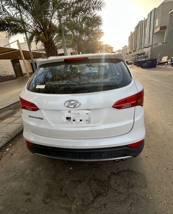 Jeddah, Vehicles, Cars & Trucks , SAR 32000,  Hyundai Santa Fe,  2015,  Automatic,  220000 KM,  Very Neat And Clean