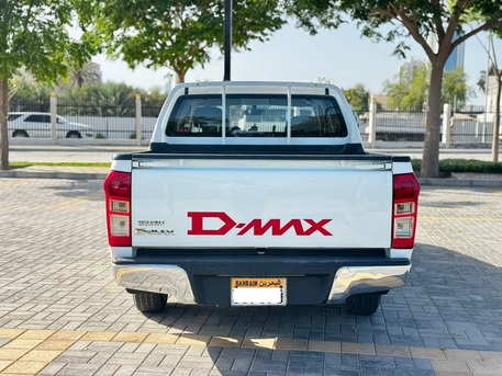 Riffa, Vehicles, Cars & Trucks , BHD 2600,  Isuzu D-MAX,  2016,  Manual,  212000 KM,  SINGLE OWNER