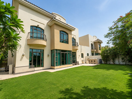 Riffa Views, Villas, BHD 1050,  Furnished,  500 Sq. Meter,  Best Deal 6BR Fully Furnished Villa In Riffa Views