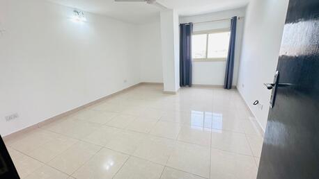 Umm Al Hassam, Apartments, Flats, Houses & Villas, BHD 280/month,  2 BR,  Flat For Rent In Umm Al Hassam With EWA Near Stadium