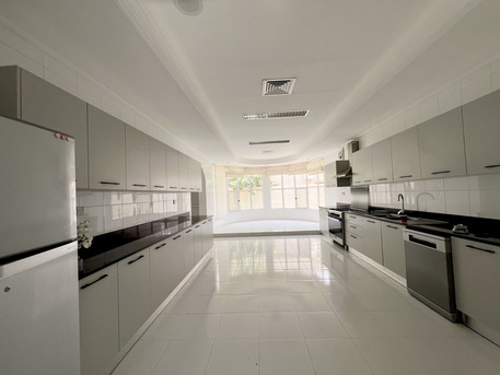 Al Khobar Al Shamalia, Villas, BHD 900,  420 Sq. Meter,  4BR Compound Villa For Rent In Al Jasra | Large Garden | Close Causeway