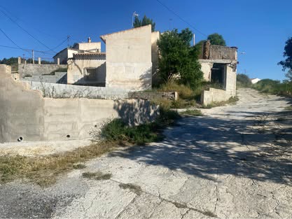 Barcelona, Real Estate For Sale, EUR 20000,  3 BR,  180 Sq. Meter,  House In Rejano Spain For Sale.,