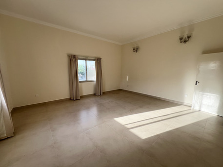 Saar, Villas, BHD 800,  400 Sq. Meter,  Spacious 4BR Compound Villa | Maid&rsquo;s Room & Garden