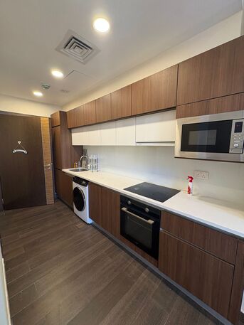 Juffair, Apartments, Flats, Houses & Villas, BHD 250/month,  Furnished,  Studio,  80 Sq. Meter,  Studio For Rent In Juffair (best Tower)
