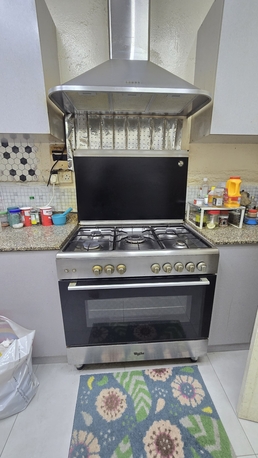 Manama, Appliances, BHD 70,  Whirlpool Cooking Range