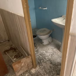 Barcelona, Real Estate For Sale, EUR 39,  4 BR,  180 Sq. Meter,  4 Bedroomed Town House,Baza Spain, Andaluc&iacute;a