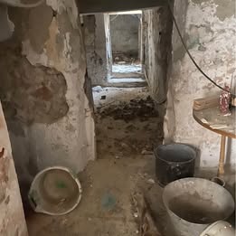 Barcelona, Real Estate For Sale, EUR 39,  4 BR,  180 Sq. Meter,  4 Bedroomed Town House,Baza Spain, Andaluc&iacute;a