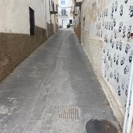 Barcelona, Real Estate For Sale, EUR 39,  4 BR,  180 Sq. Meter,  4 Bedroomed Town House,Baza Spain, Andaluc&iacute;a