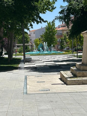 Barcelona, Real Estate For Sale, EUR 39,  4 BR,  180 Sq. Meter,  4 Bedroomed Town House,Baza Spain, Andaluc&iacute;a