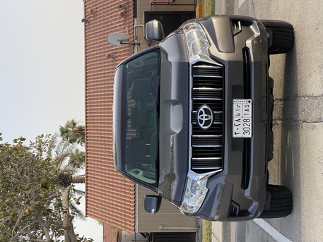 Dammam, Vehicles, Cars & Trucks , SAR 148000,  Toyota Land Cruiser Prado,  2021,  Automatic,  52000 KM,    TXL V6 (Low Mileage)