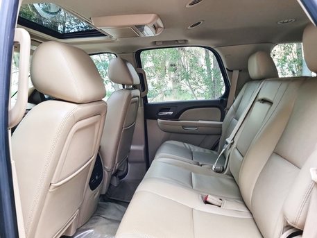 Manama, Vehicles, Cars & Trucks , BHD 1,  Gmc Yukon,  2014,  Automatic,  244000 KM,