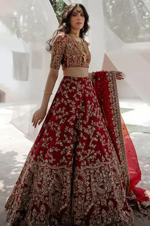 London, Clothing & Accessories, Bridal Lehenga UK Collection For Modern Brides
