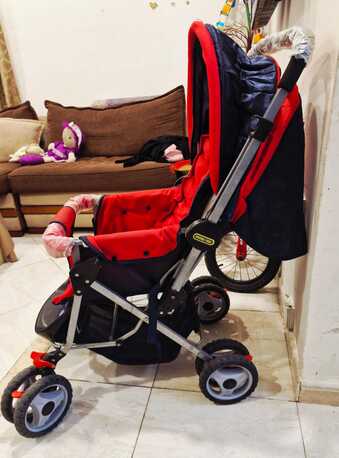 Jeddah, Baby & Kid Stuff, SAR 70,  Study Table With2 Chairs Bicycal And Stroller