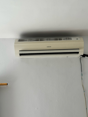 Riyadh, Air Conditioners, SAR 900,  Samsung 2 Ton Split AC Good Condition Chilled AC, 👍🏻 Near Abids Restaurant, LuLu Murabba