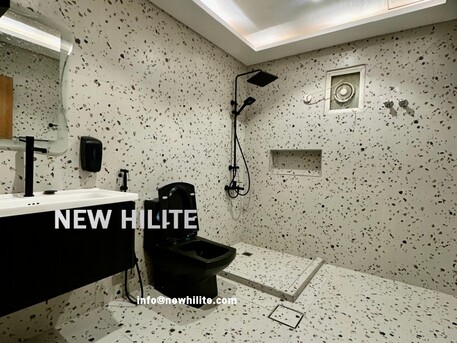 Kuwait City, Apartments, Flats, Houses & Villas, KWD 750/month,  3 BR,  Renovated 3BR Floor For Rent In Al-Qurain