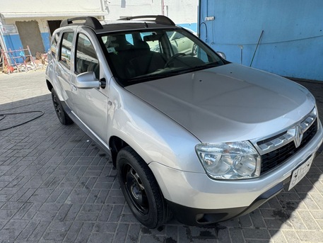 Dammam, Vehicles, Cars & Trucks , SAR 16000,  Renault Duster,  2014,  Automatic,  340000 KM,  Silver Duster Mint Condition For SALE With Reasonable Rate