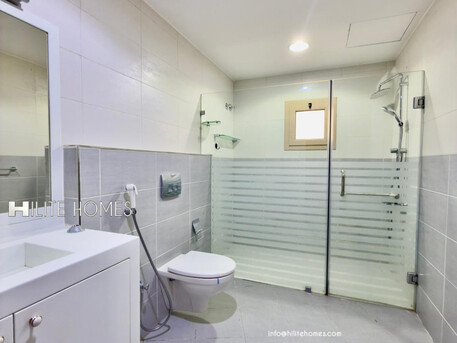 Kuwait City, Apartments, Flats, Houses & Villas, KWD 1500/month,  4 BR,  Four Bedroom Beautiful Floor In Bida