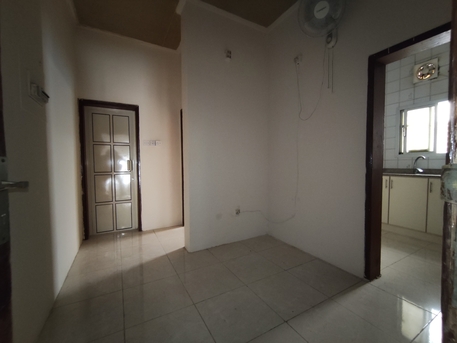 Gudaibiya, Apartments, Flats, Houses & Villas, BHD 140/year,  1 BR,  Gudaibiya:- Groundfloor Studio Flat On Rent With Ewa..
