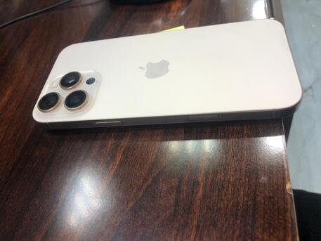 Riyadh, Electronics, SAR 4000,  I PHONE 16 PROMAX (512 GB)