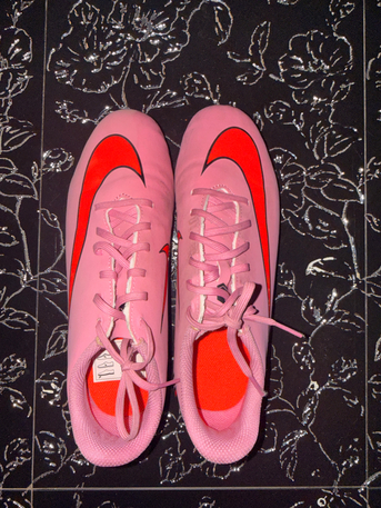 Al Aziziyah, Clothing & Accessories, SAR 149,  Nike Mercurial Vapor ( Football Shoes )